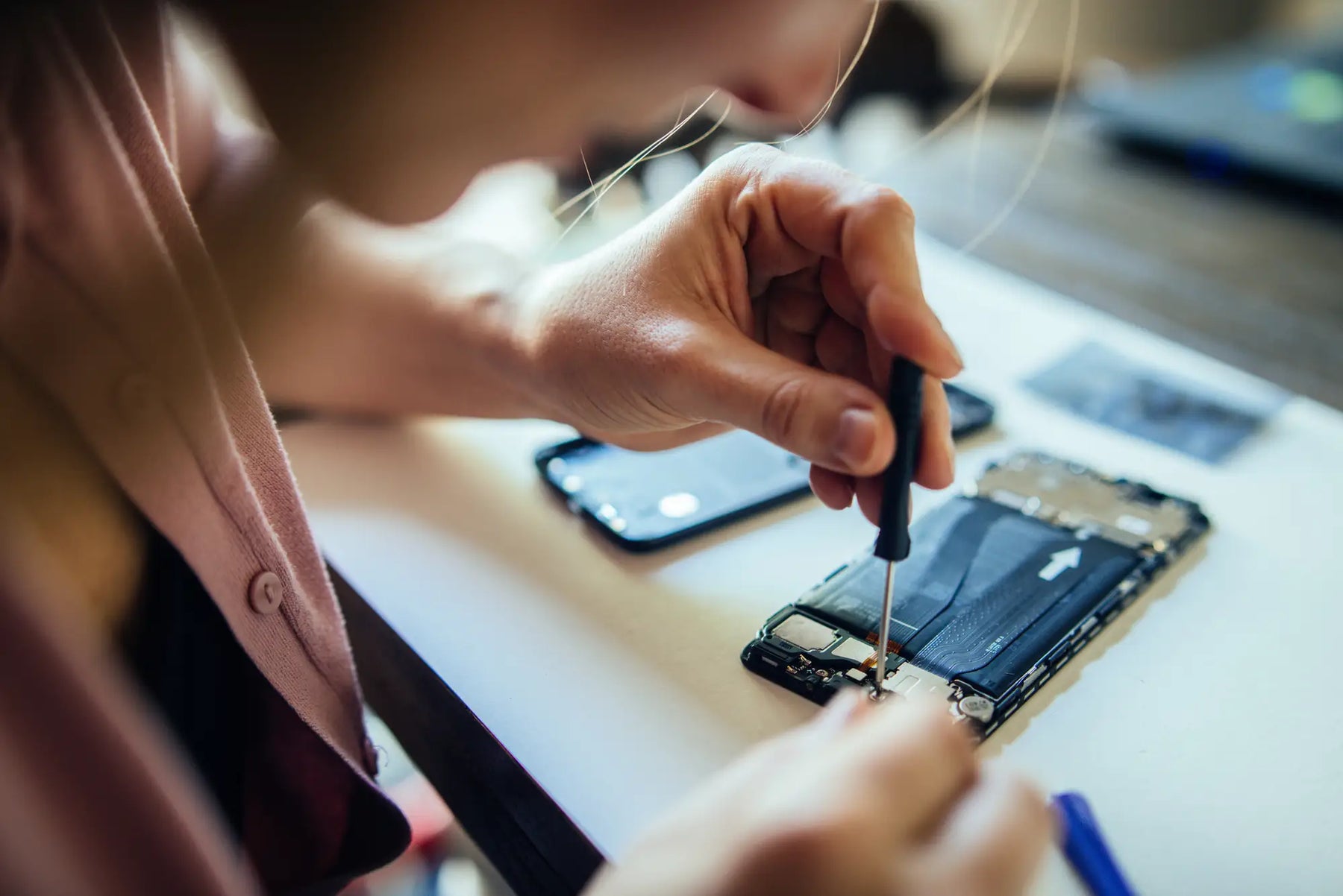 Apple’s iOS 18 Revolutionizes Tech Repairs with Repair Assistant Feature